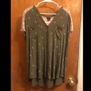 Torrid Green Button Up Size 2